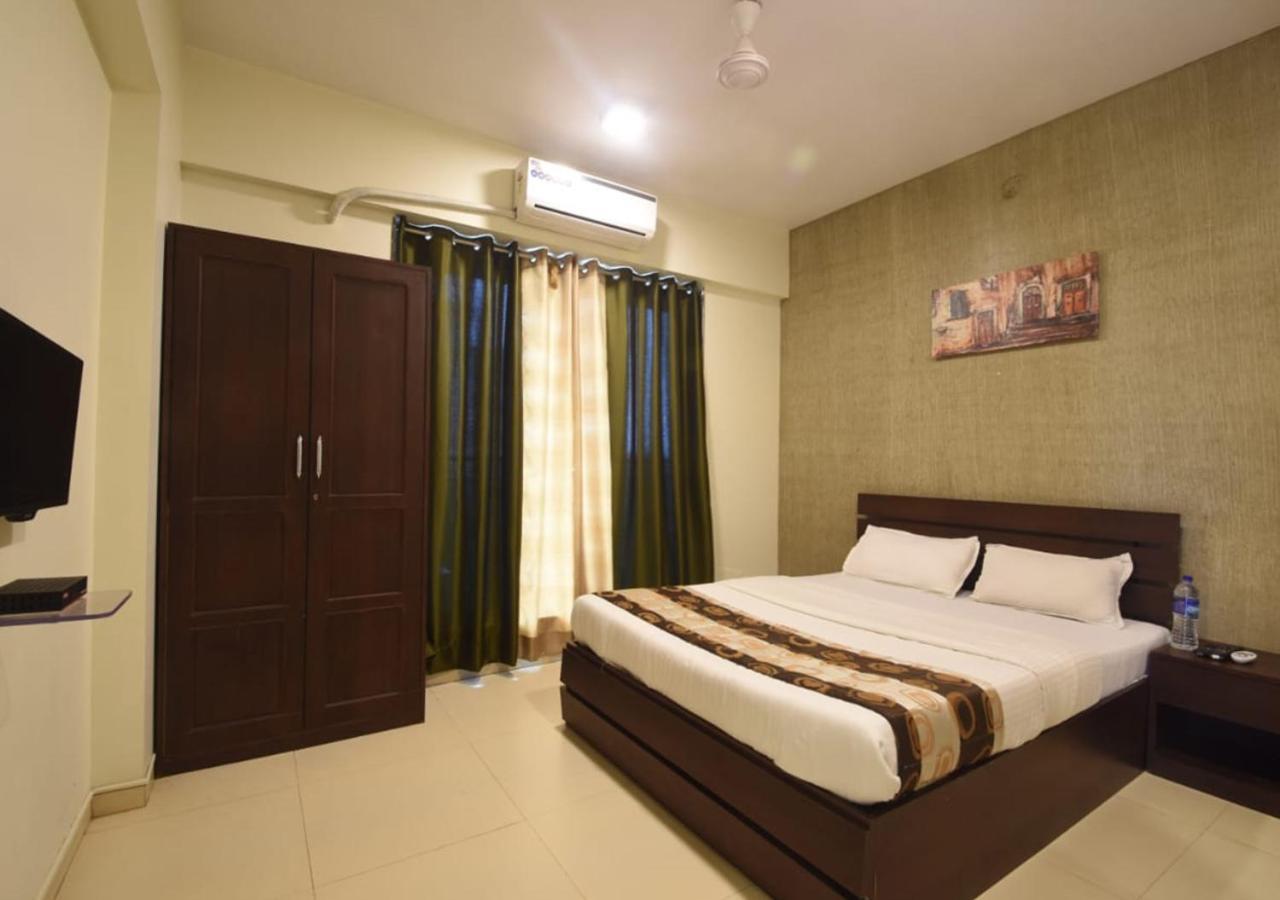 Hotel Iris Suites, Navi Mumbai Eksteriør billede